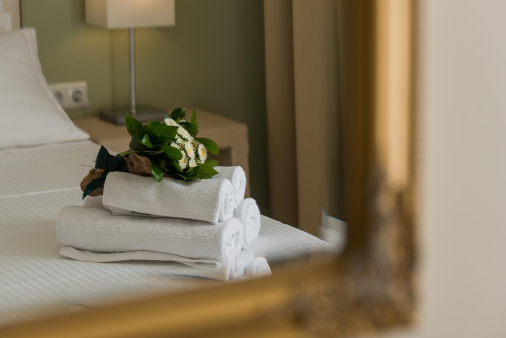 Castello Boutique Rooms Kavála ภายนอก รูปภาพ