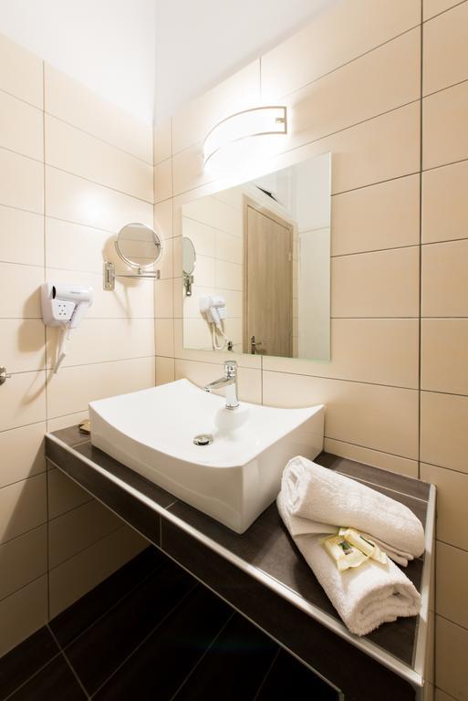 Castello Boutique Rooms Kavála ภายนอก รูปภาพ