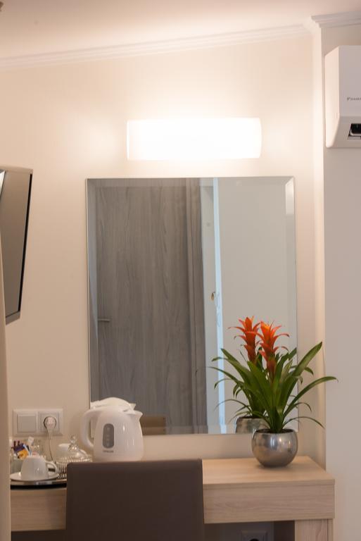 Castello Boutique Rooms Kavála ภายนอก รูปภาพ