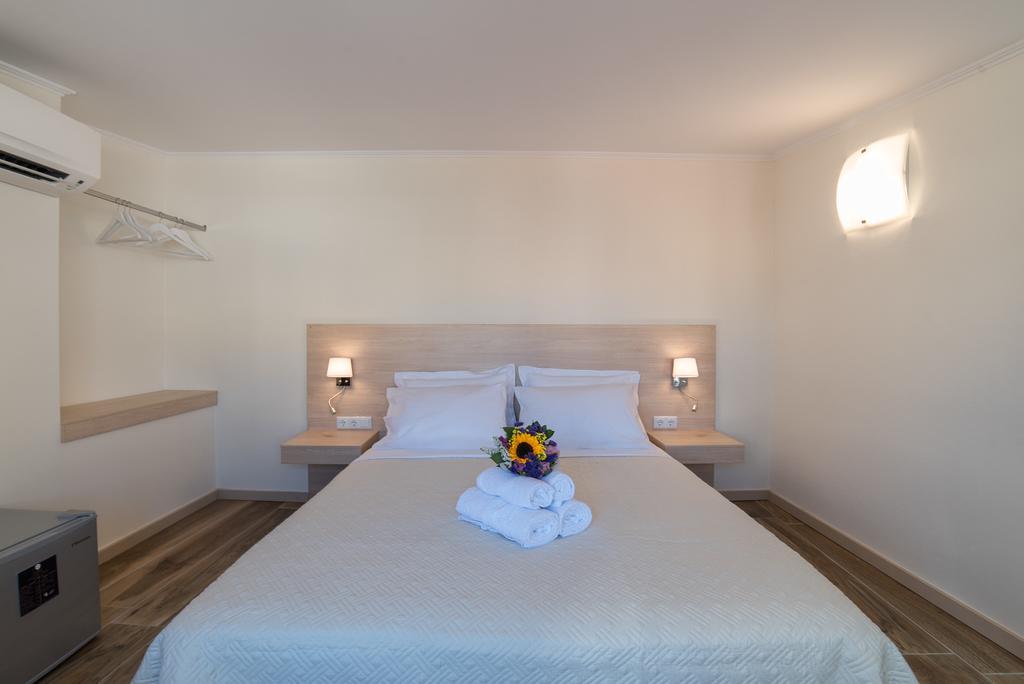 Castello Boutique Rooms Kavála ภายนอก รูปภาพ